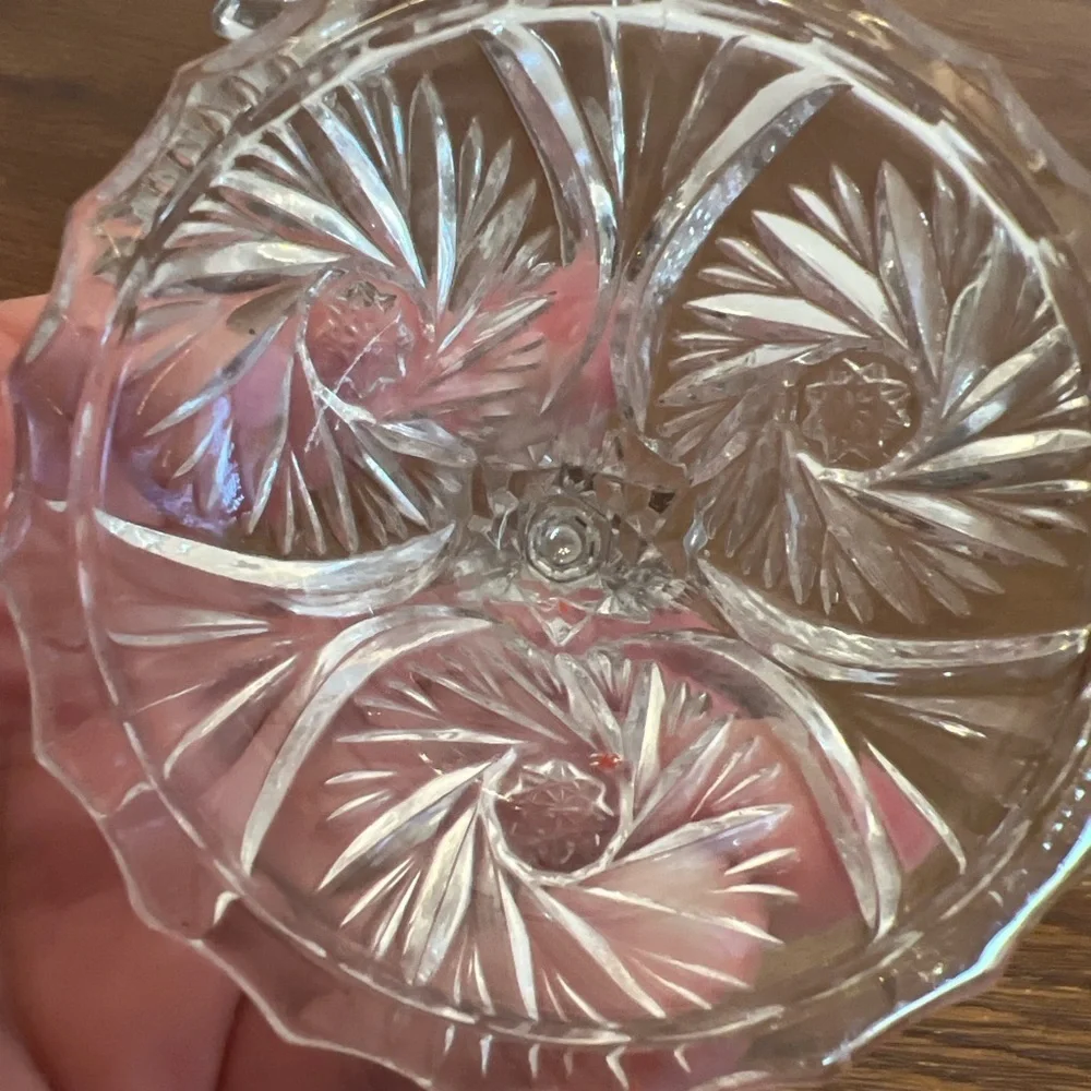 Vintage Pressed Glass Crystal Candle Holders Pair – Starburst Scalloped Edge